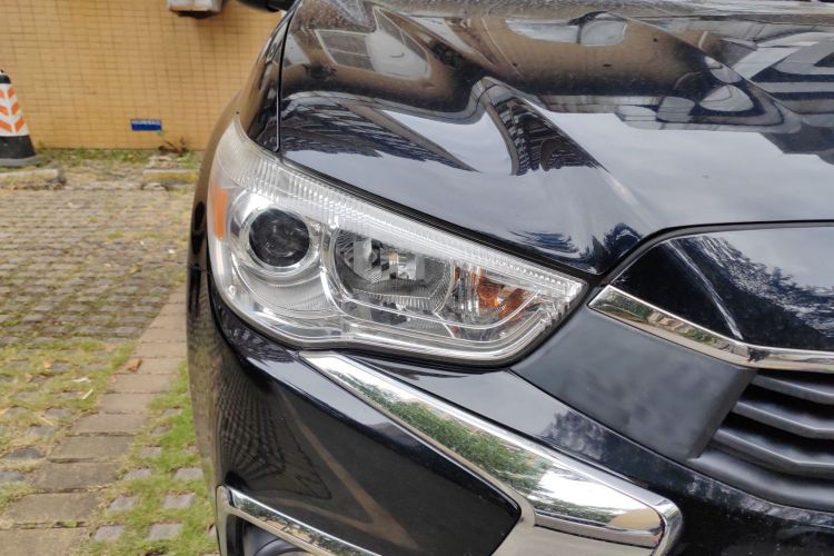 三菱 劲炫ASX 2018款 2.0L CVT两驱尊享版车身外观6006