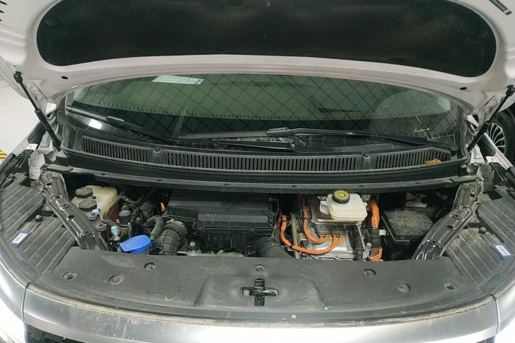 腾势D9 2022款 DM-i 970 四驱尊荣型机舱底盘24