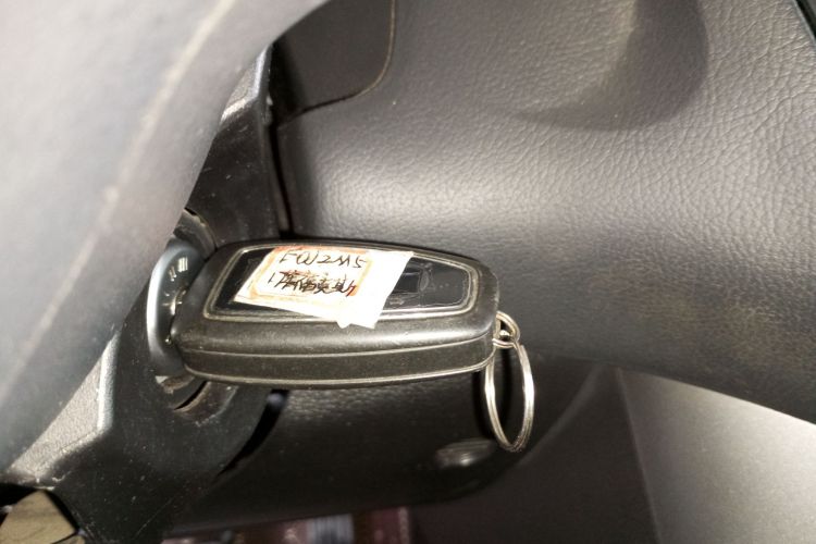福特 福克斯 2017款 两厢 1.6L 自动舒适型智行版中控内饰11