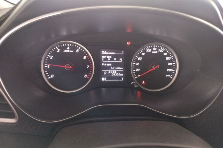 宝骏730 2019款 1.5T CVT时尚型 7座 国VI中控内饰14