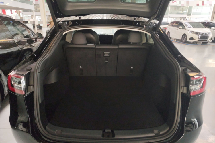 特斯拉 Model Y 2022款 改款 后轮驱动版局部细节23