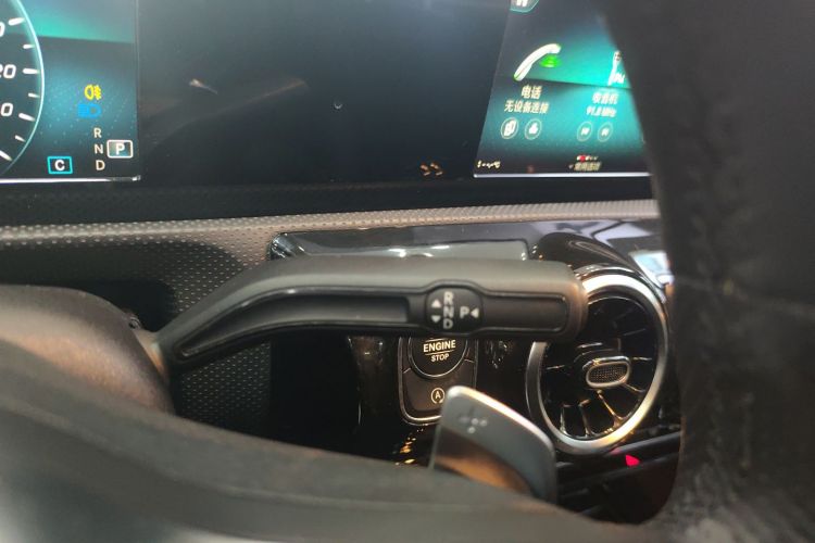 奔驰A级 2019款 A 180 L 运动轿车局部细节18
