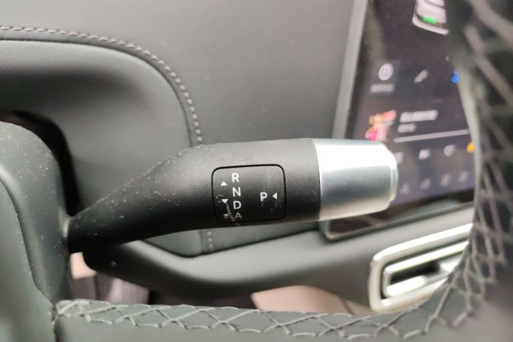 理想汽车 理想L6 2024款 Pro中控内饰18