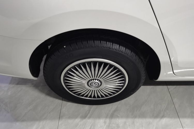 大众 捷达 2017款 1.5L 自动时尚型车身外观6008