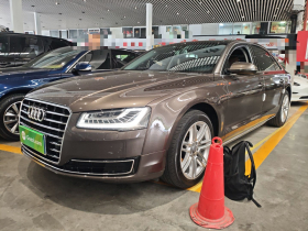 奥迪A8 2016款 A8L 45 TFSI quattro舒适型