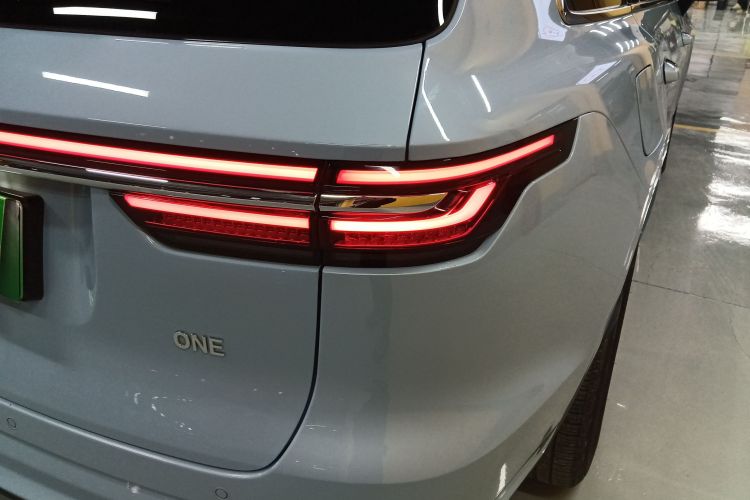 理想汽车 理想ONE 2020款 增程6座版车身外观6006