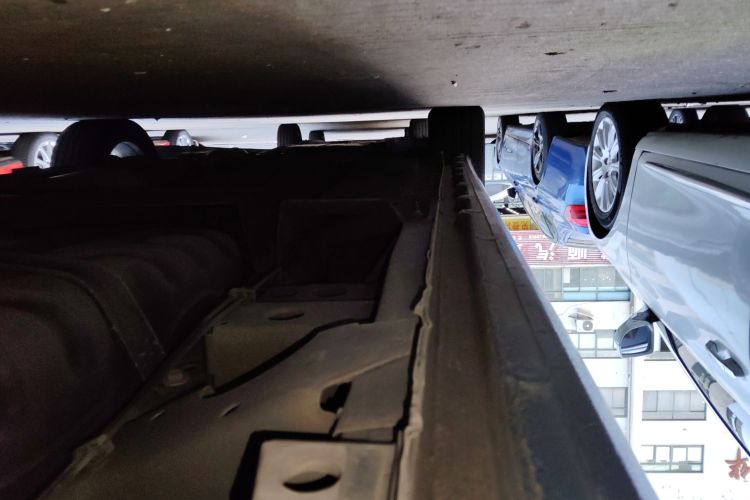 别克GL8 2020款 Avenir艾维亚 四座尊礼版局部细节9002