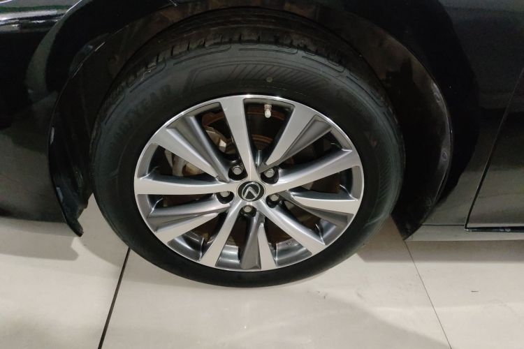 雷克萨斯ES 2020款 200 卓越版车身外观6007