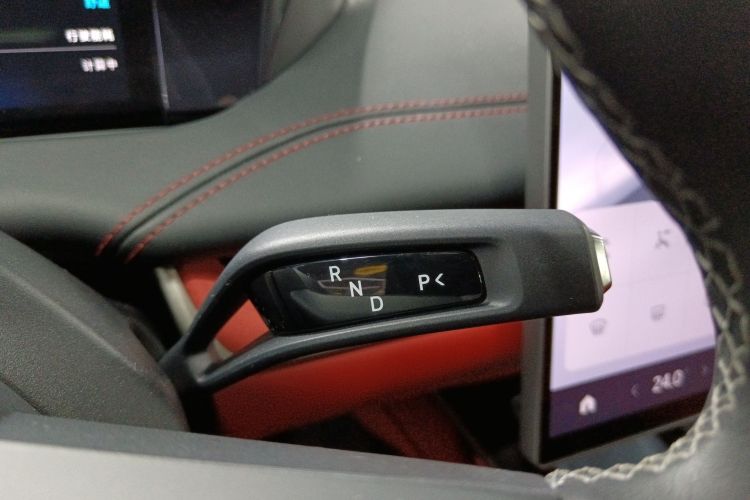 小米汽车 小米SU7 2024款 后驱长续航智驾版中控内饰18