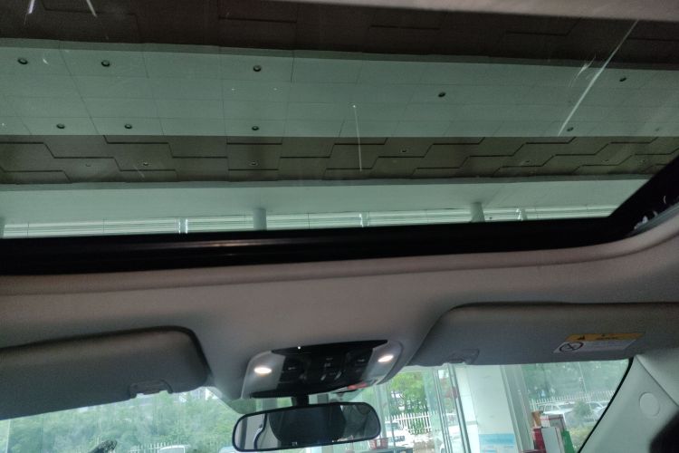 广汽传祺 传祺M8 2023款 领秀系列 390T 豪华版中控内饰22