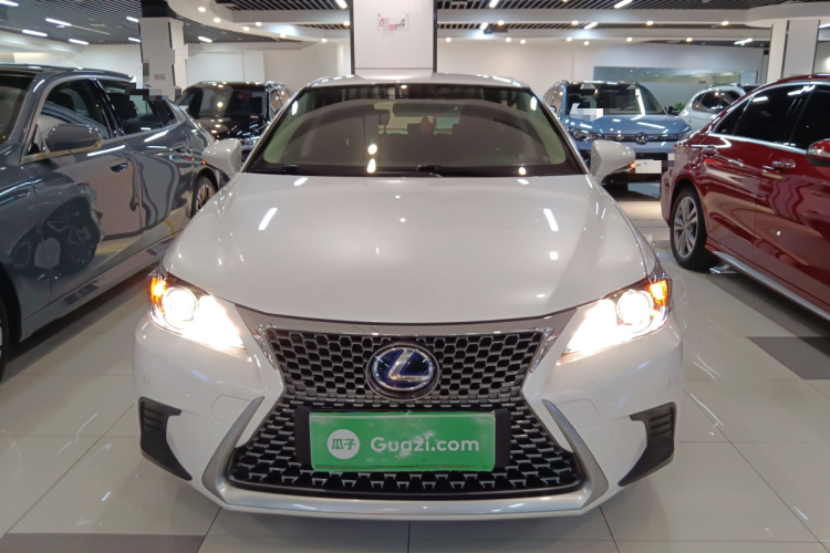 雷克萨斯CT 2017款 CT200h 精英版 单色 国V车身外观2