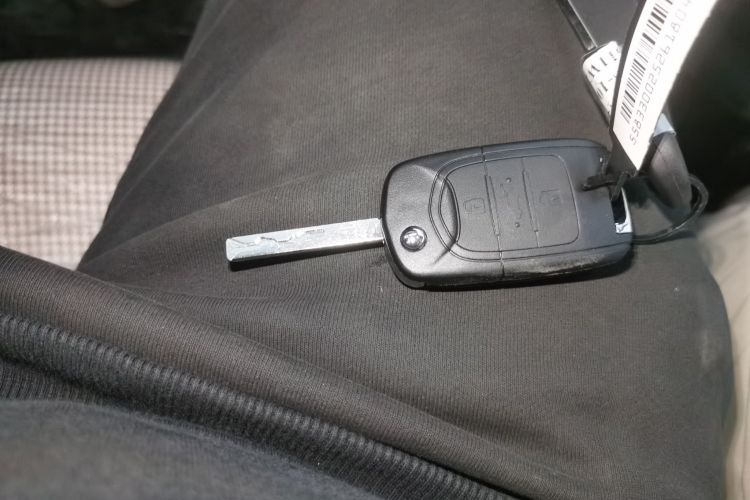 五菱汽车 宏光MINIEV 2025款 四门版 进阶款中控内饰11