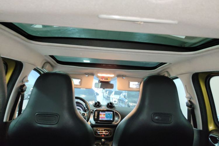 smart forfour 2016款 0.9T 66千瓦先锋版局部细节22