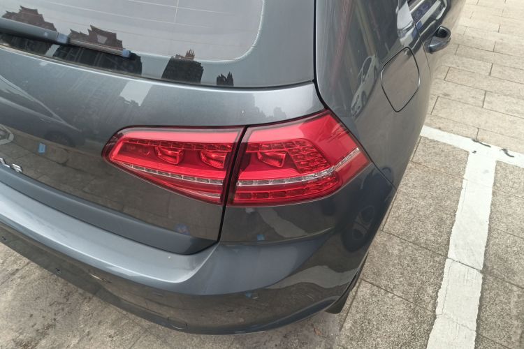 大众 高尔夫 2014款 1.4TSI 自动舒适型车身外观9