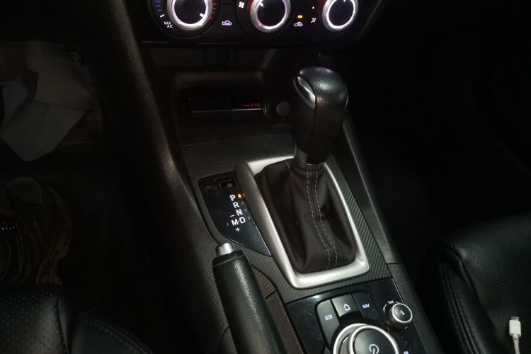 马自达3 昂克赛拉 2017款 三厢 1.5L 自动舒适型 国V中控内饰18