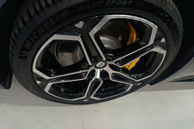 小米汽车 小米SU7 2024款 后驱长续航智驾版车身外观6007