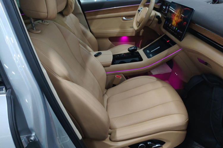 鸿蒙智行 问界M7 2024款 1.5T 智驾四驱Pro版 6座局部细节41