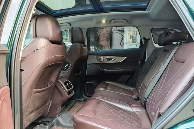 奇瑞 瑞虎8 PRO 2022款 390T 两驱浩瀚版 5座中控内饰21