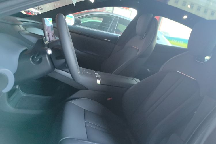 小米汽车 小米YU7 2025款 超长续航后驱版局部细节19