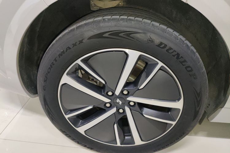 理想汽车 理想L6 2024款 Max车身外观6008