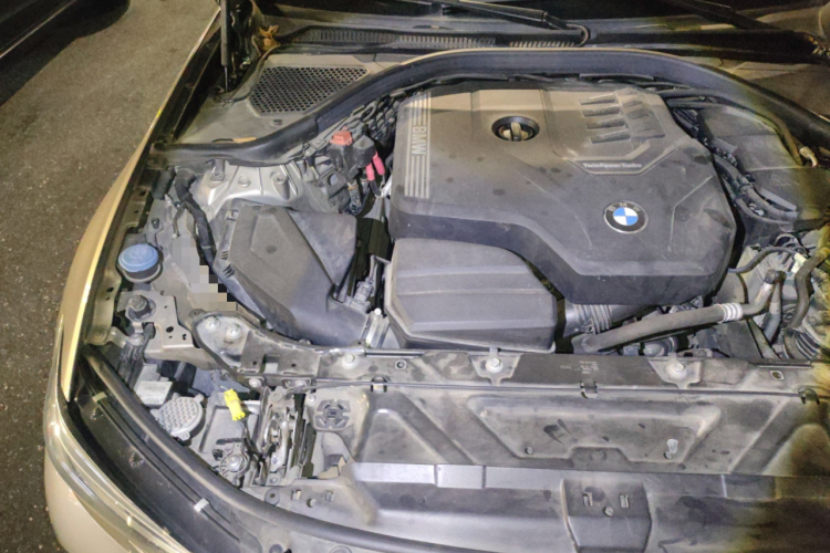 宝马3系 2021款 320Li M运动套装局部细节9006