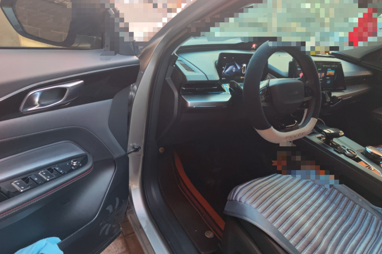 长安欧尚Z6 2022款 蓝鲸 1.5T DCT智航型中控内饰20