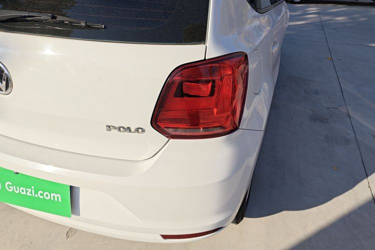 大众 Polo 2016款 1.4L 手动风尚型车身外观9