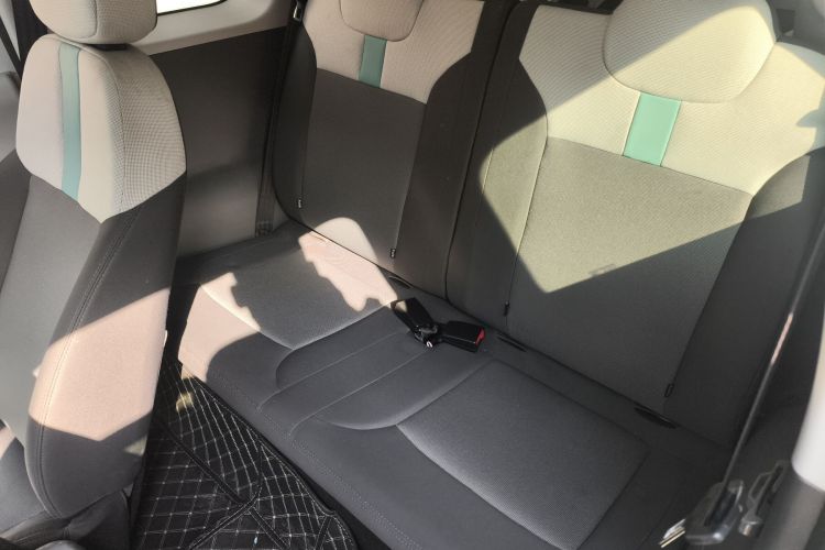 长安启源 长安Lumin 2023款 301km 蜜沁款中控内饰21