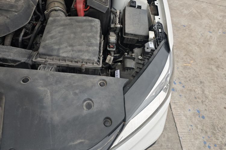 吉利汽车 缤瑞 2021款 1.4T CVT F-运动版局部细节9007