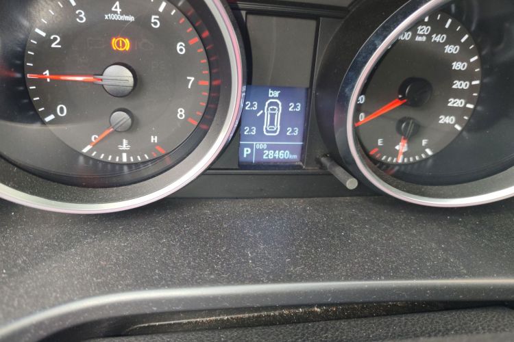 哈弗H6 2017款 红标 运动版 1.5T 自动两驱豪华型中控内饰15