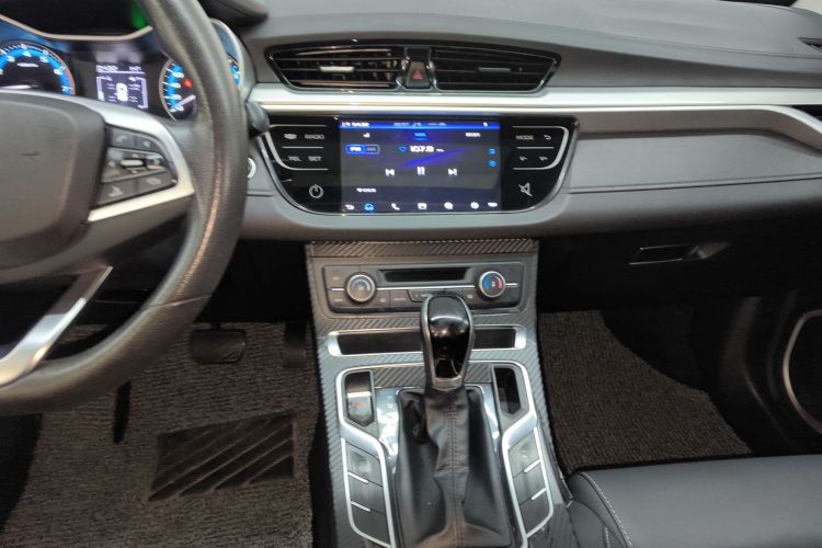 吉利汽车 帝豪 2020款 1.5L CVT豪华型中控内饰16