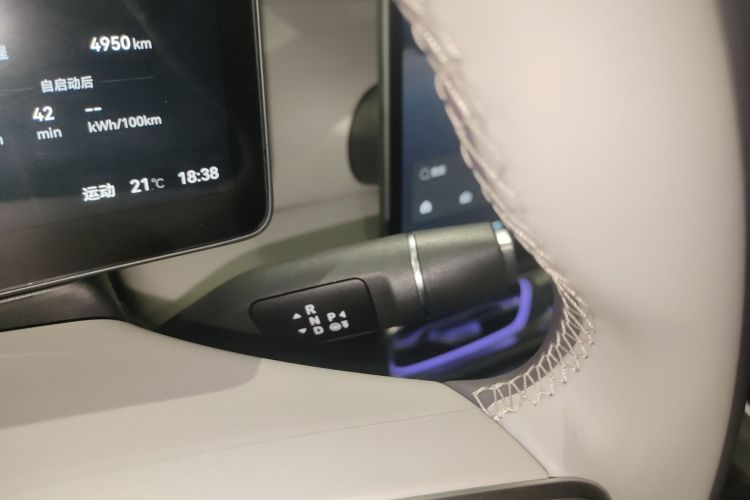 零跑汽车 零跑B01 2025款 550激光雷达版中控内饰18