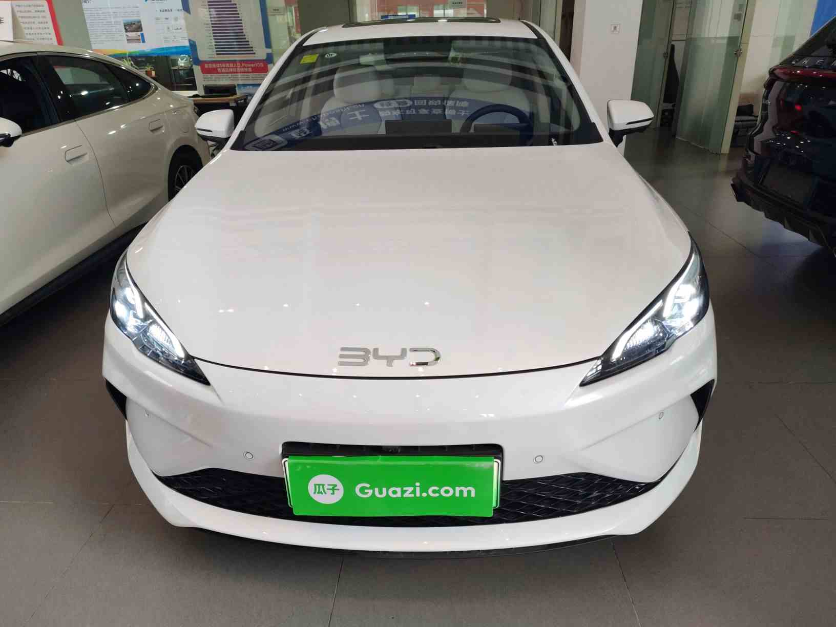 比亚迪 海豹05 DM-i 2025款 DM-i 智驾版 120KM旗舰型(1)