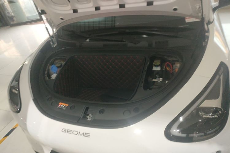 吉利银河 星愿 2025款 UP 410km 探索版机舱底盘24