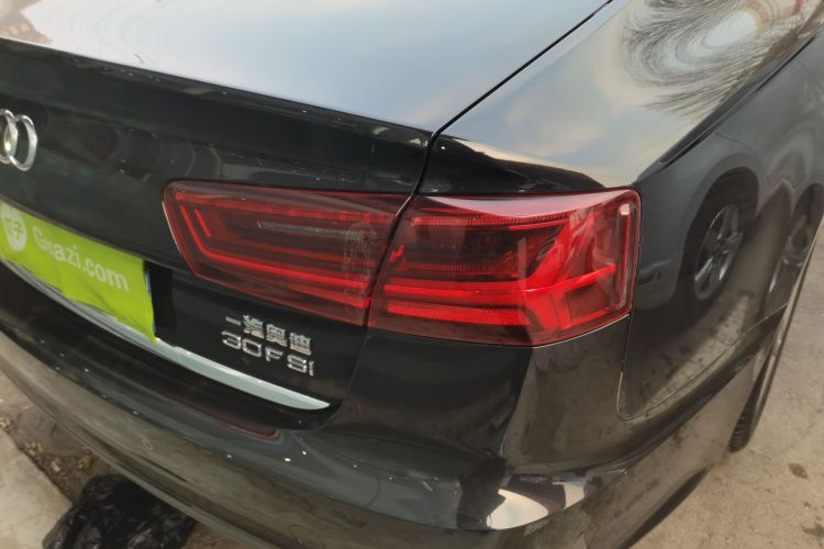 奥迪A6L 2018款 30周年年型 30 FSI 风尚型车身外观9