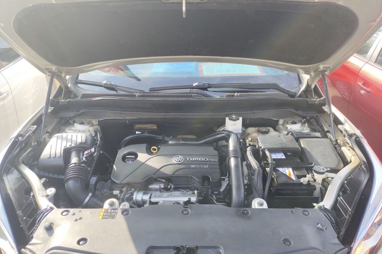 别克 昂科威 2015款 20T 两驱精英型机舱底盘24