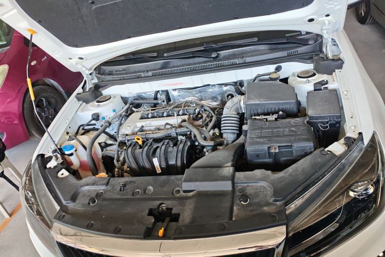 吉利汽车 帝豪 2021款 UP 1.5L 手动舒适型机舱底盘24