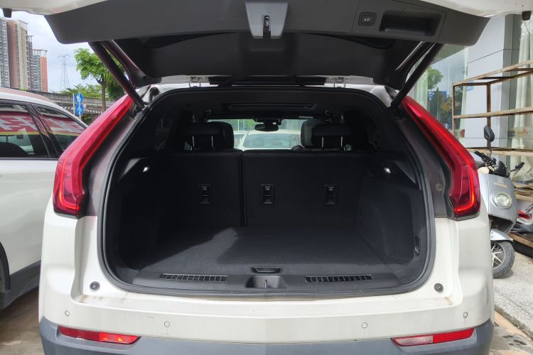 凯迪拉克XT4 2021款 28T 两驱领先型局部细节23