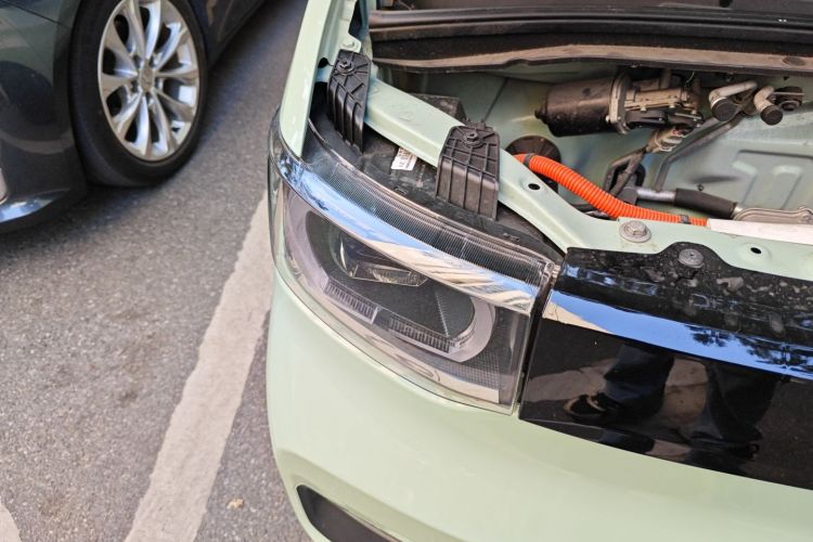 五菱汽车 宏光MINIEV 2021款 马卡龙时尚款 磷酸铁锂车身外观8