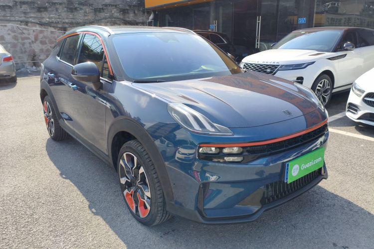 领克06 2023款 Remix 1.5T 耀Halo车身外观3