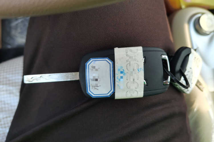 五菱汽车 宏光MINIEV 2025款 四门版 进阶款中控内饰11