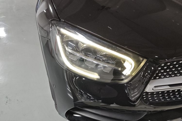 奔驰GLC 2021款 GLC 260 L 4MATIC 豪华型车身外观8