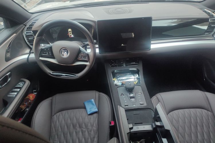 比亚迪 汉 2025款 DM-i 125KM精英型中控内饰12