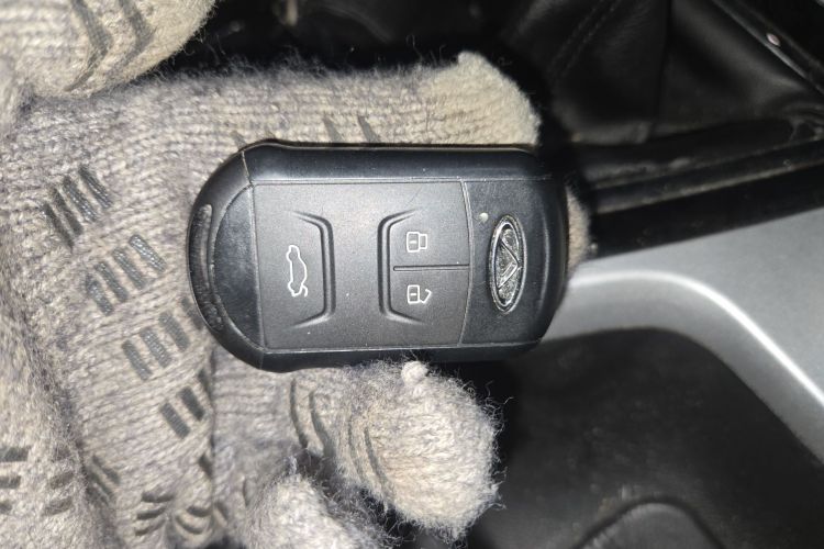 奇瑞 艾瑞泽5 2019款 1.5L 手动自在版 国V中控内饰11