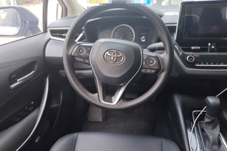 丰田 凌尚 2021款 2.0L 豪华版中控内饰13