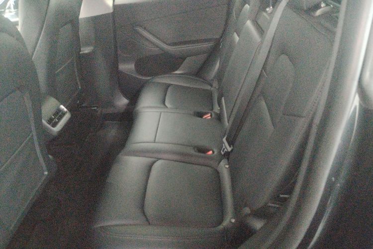 特斯拉 Model Y 2024款 后轮驱动版中控内饰21