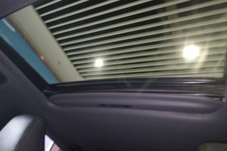 丰田 雷凌 2021款 双擎 1.8H E-CVT豪华版中控内饰22