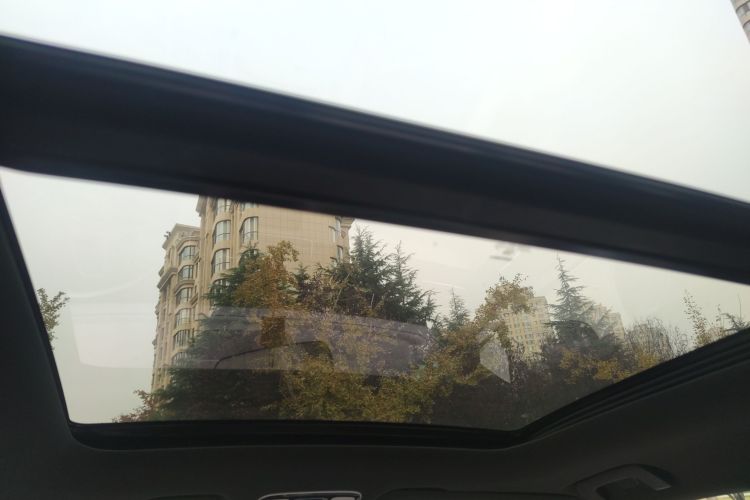 理想汽车 理想ONE 2020款 增程6座版局部细节22