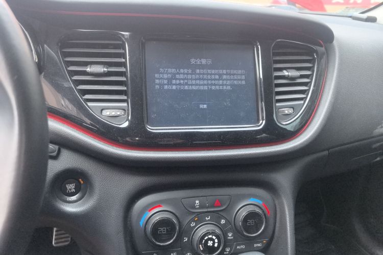 菲亚特 致悦 2014款 1.4T 自动运动版中控内饰16