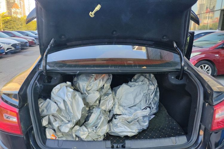 北京汽车 绅宝CC 2015款 1.8T 自动舒适版机舱底盘23